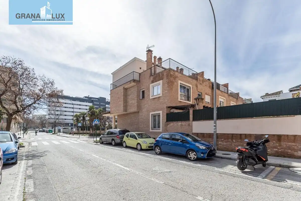 Abitazione con terrazza in vendita a Calle Doctor López Font, imagen 67