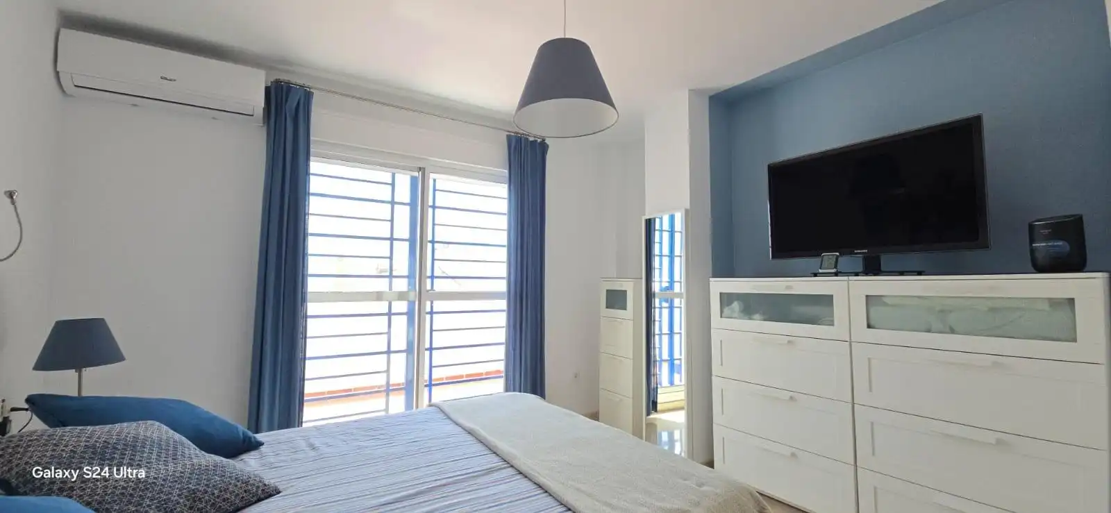 Habitación de Casa adosada en venta en Torremolinos con Aire acondicionado, Jardín privado y Terraza