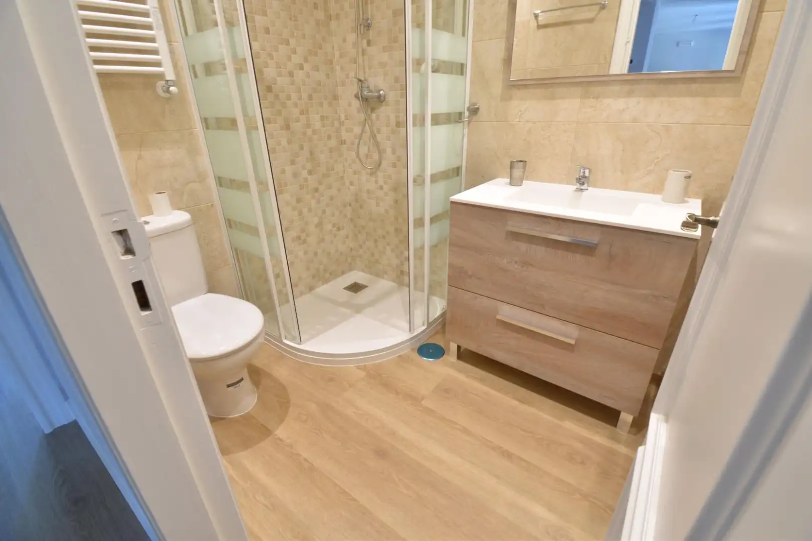Bathroom of Houses for rent in Oviedo   with Terrace and Storage room