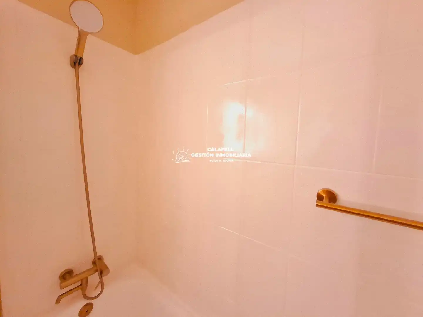 Baño de Casa adosada en venta en Calafell con Aire acondicionado, Calefacción y Terraza