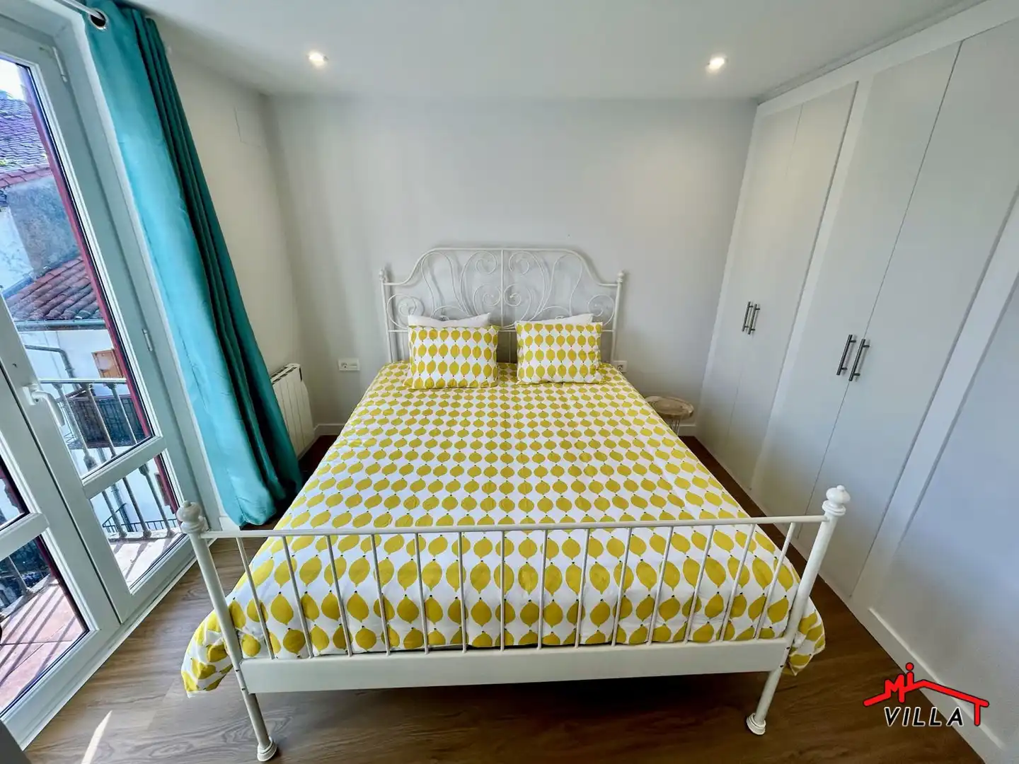 Bedroom of Flat for sale in Laredo  with Heating, Parquet flooring and Balcony