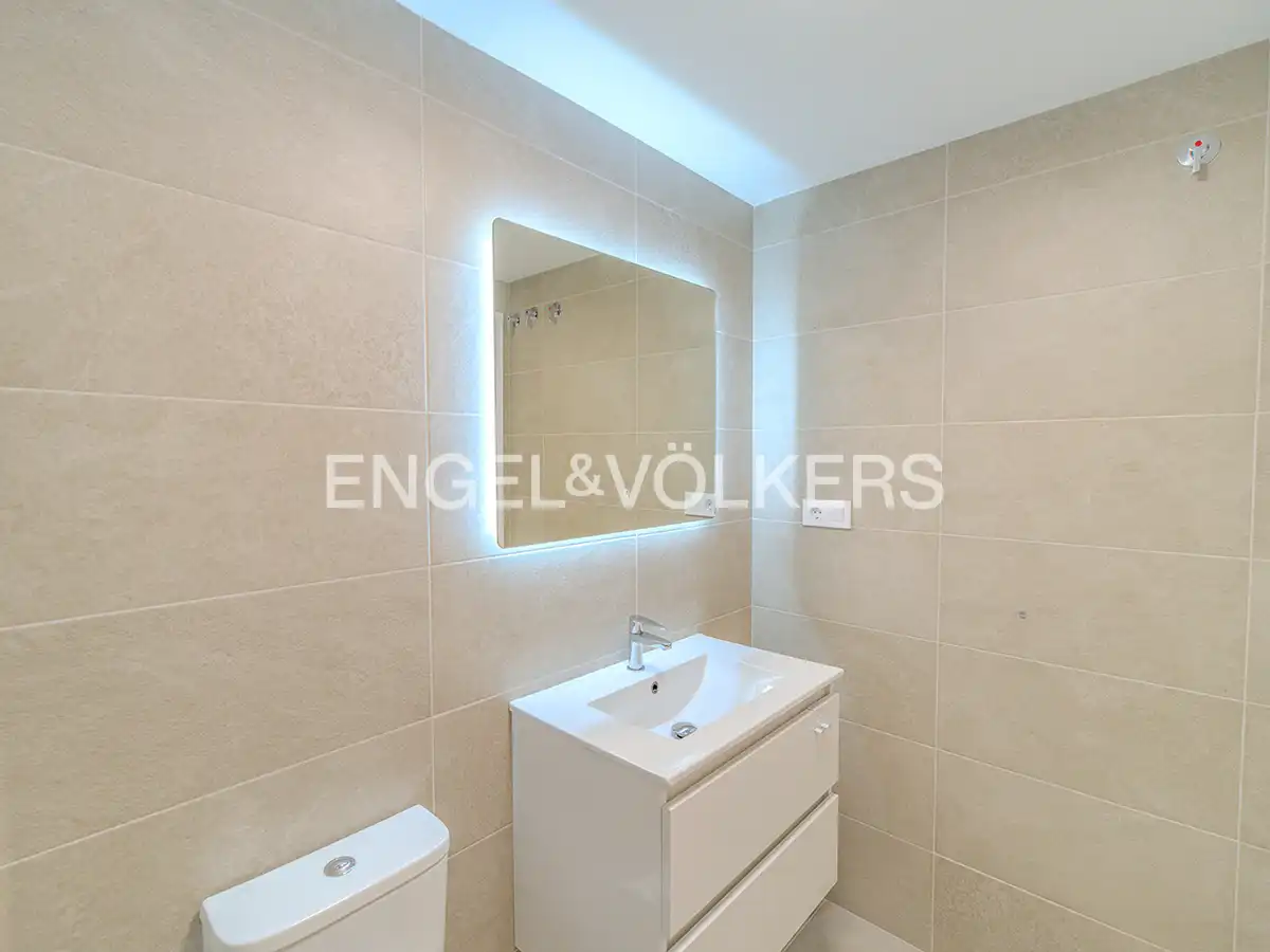 Badezimmer von Maisonette zum Verkauf in Santa Pola mit Klimaanlage, Heizung und Terrasse