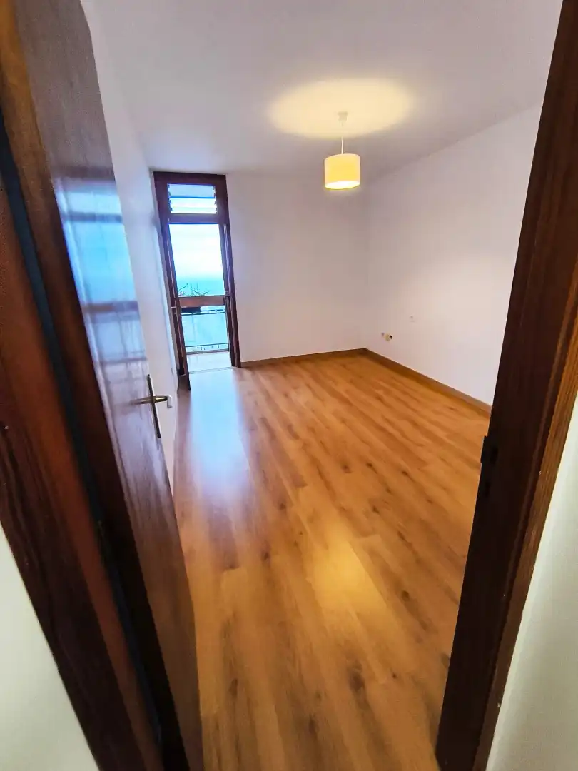 Habitación de Piso en venta en Santa Cruz de Tenerife con Horno, Lavadora y Balcón