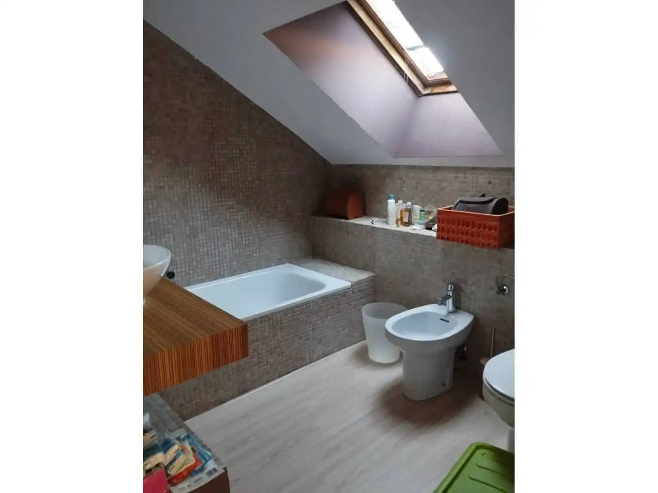 Baño de Casa adosada en venta en Ciudad Real con Aire acondicionado, Calefacción y Jardín privado