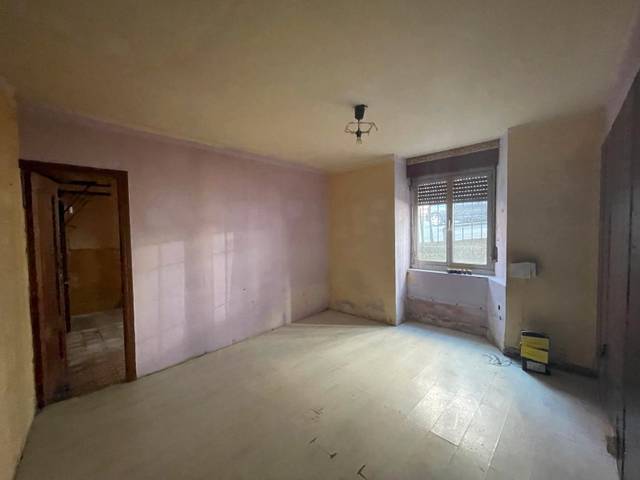 Piso en Venta en Iberia Kalea en Txabarri - La Unión - Vista Alegre