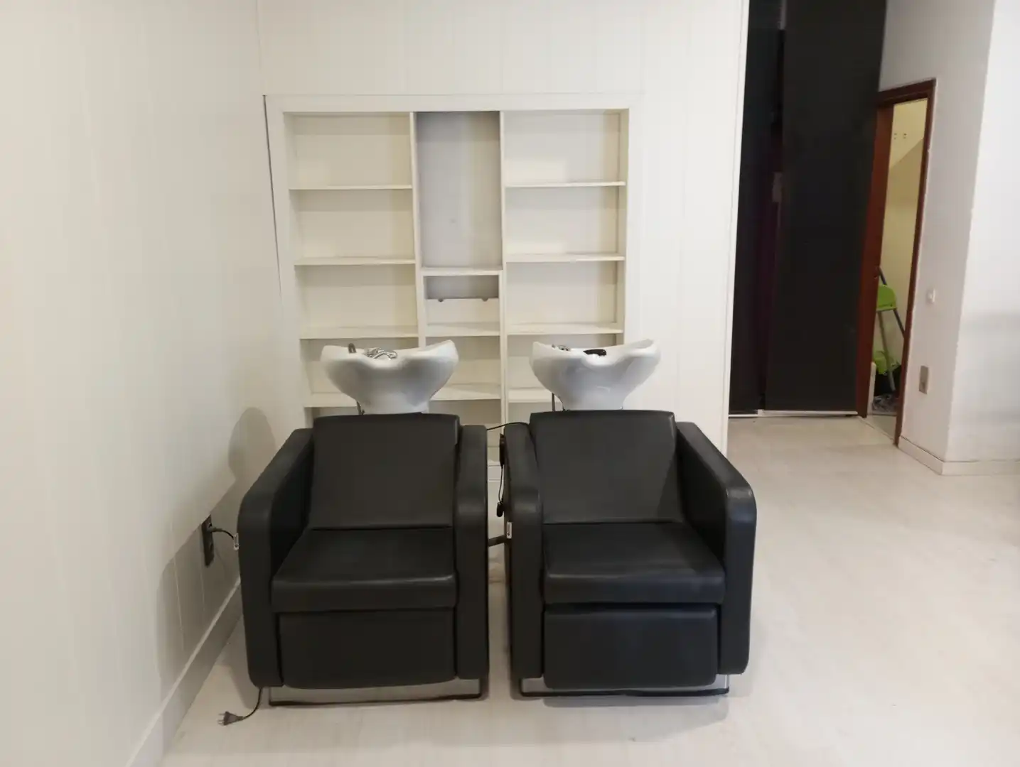 Commercial properties for rent in Calle de las Escuelas Pías, 9, La Bozada – Parque Delicias