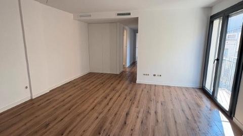 Photo 3 of Flat for sale in Carrer D'artur Costa, 25, Centre - Estació, Barcelona