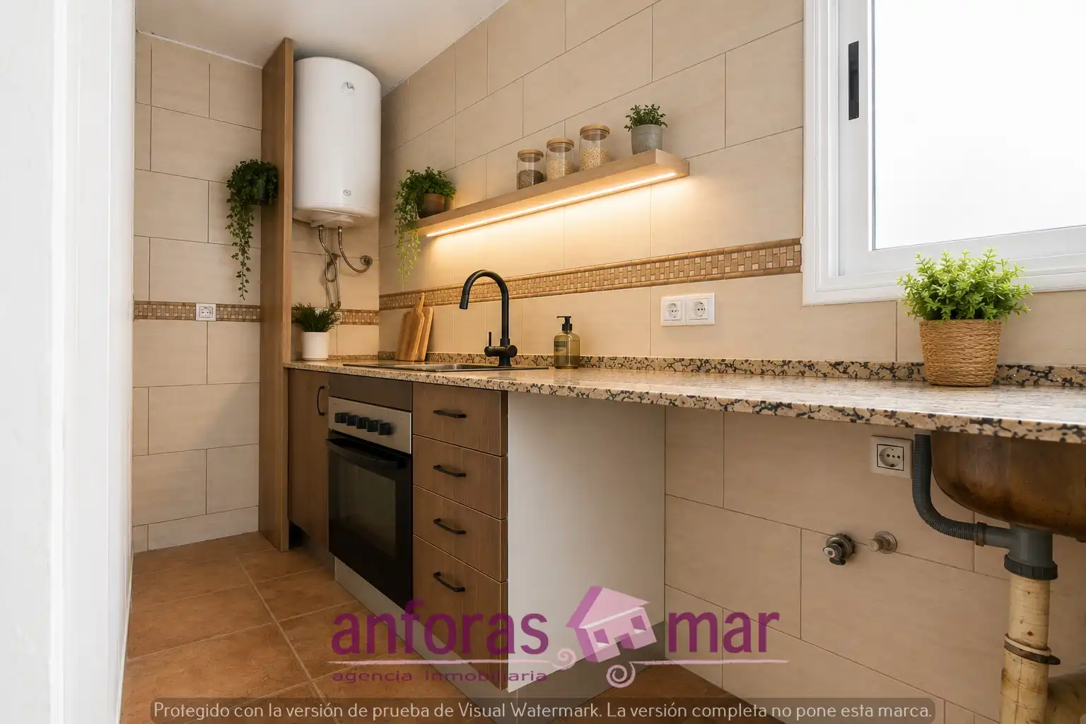 Kitchen of Flat for sale in El Vendrell  with Balcony