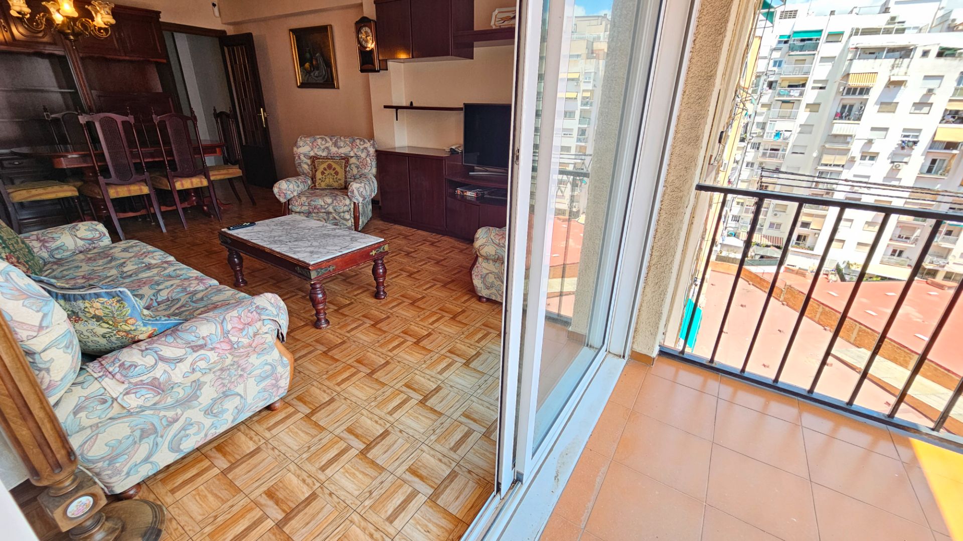 Sala de estar de Piso en venta en  Tarragona Capital con Amueblado y Balcón