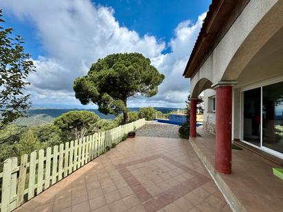 Vista exterior de Casa o xalet en venda en Lloret de Mar amb Calefacció, Piscina i Balcó