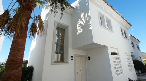 Foto 5 de Casa adosada en venta en Cabopino - Artola, Marbella