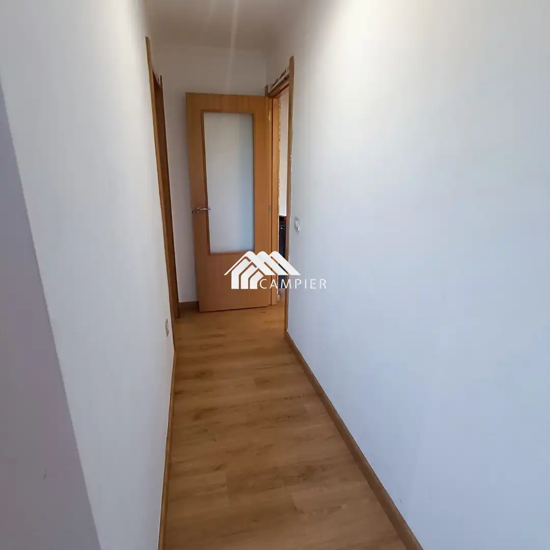 Piso en venta en Albacete con Calefacción, Terraza y Trastero