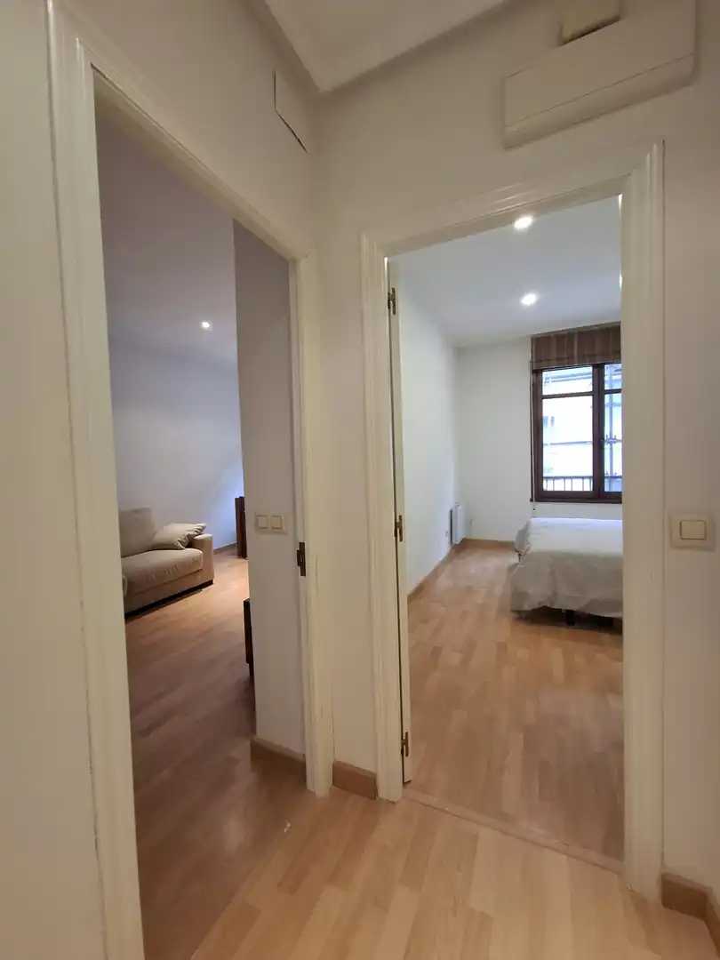 Bedroom of Flat for rent in Gijón   with Heating and Furnished