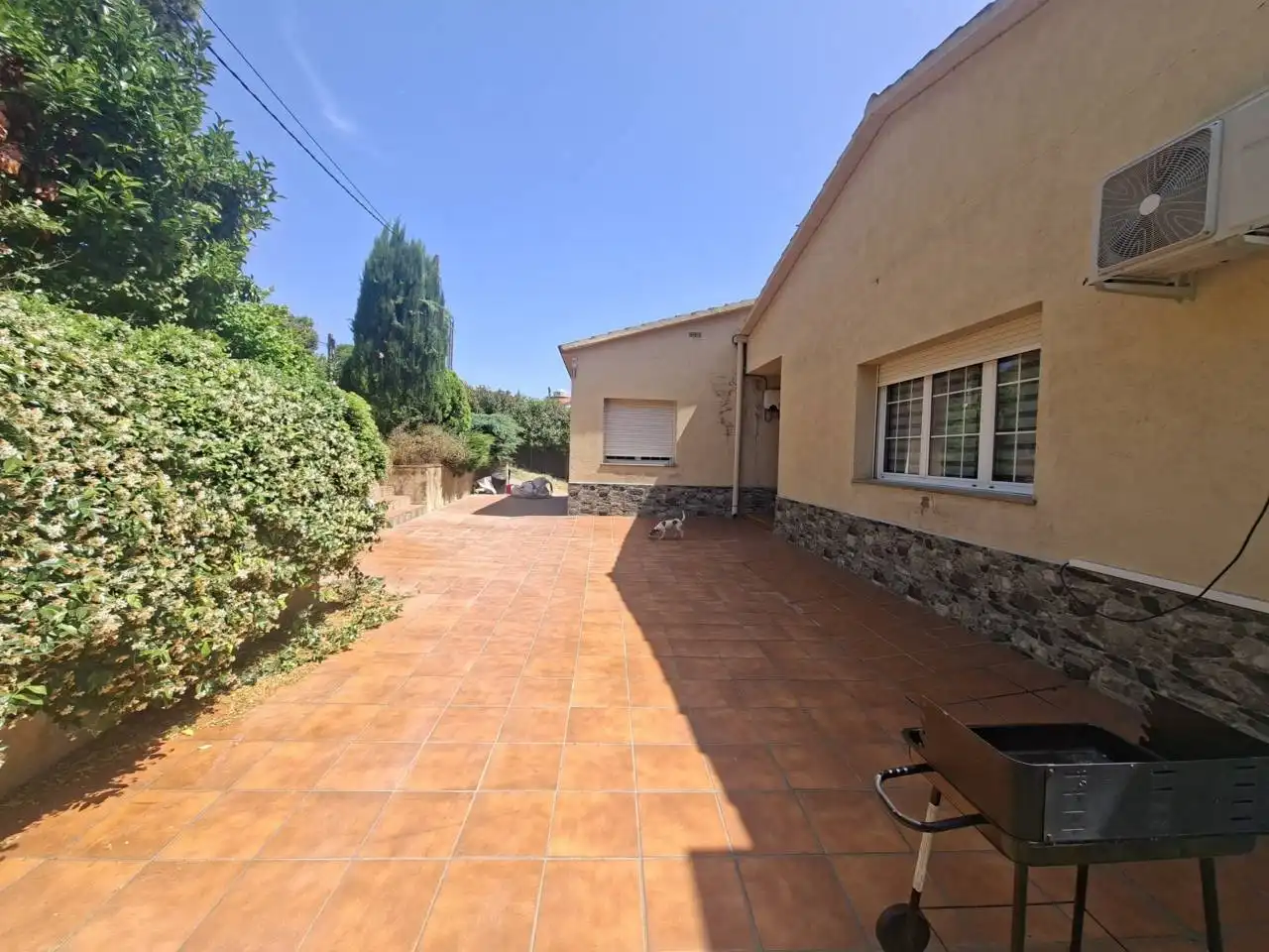 Vista exterior de Casa o chalet de alquiler en Sant Llorenç Savall con Aire acondicionado, Calefacción y Jardín privado