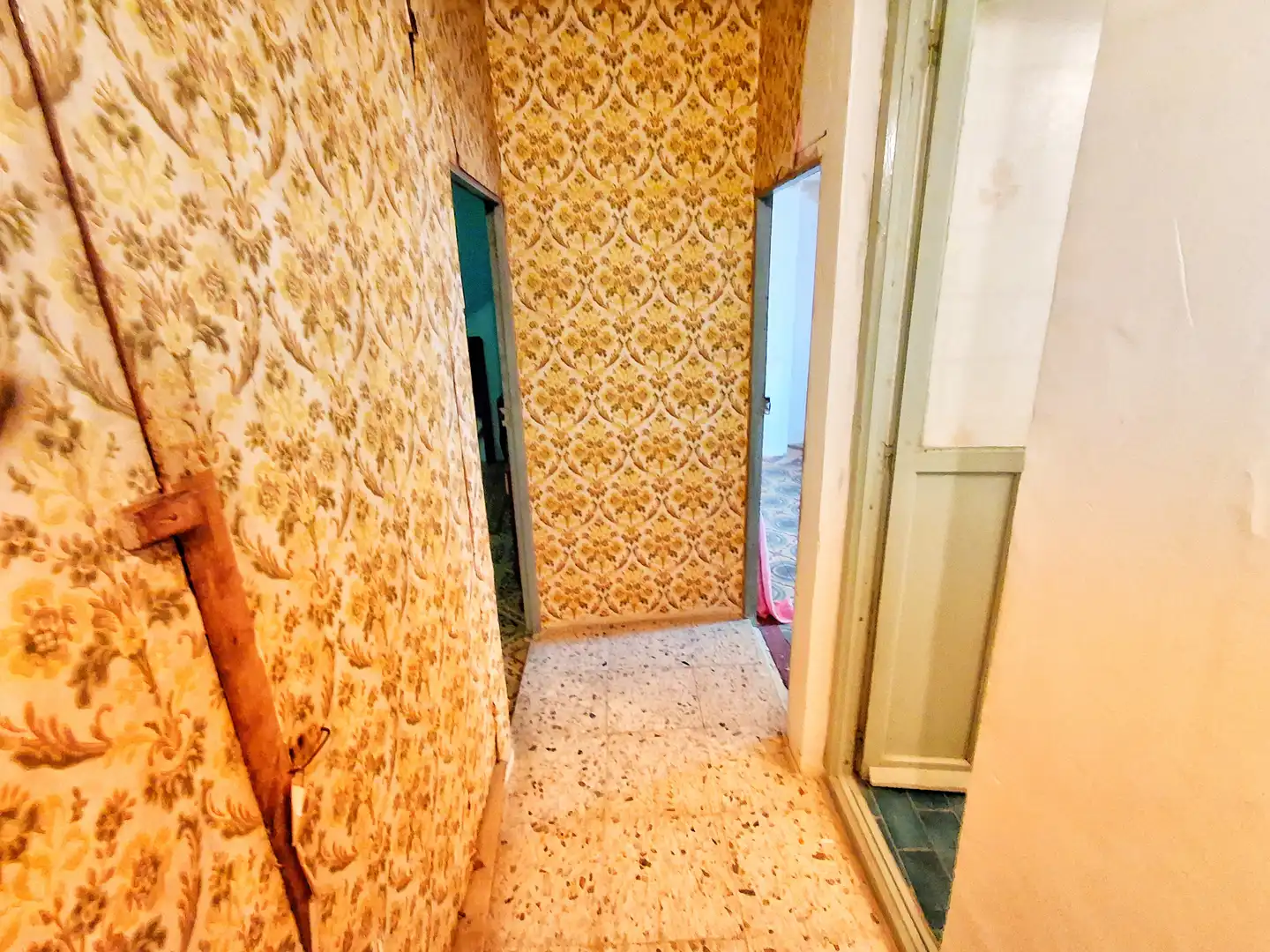 Detached homes for sale in La Vid y Barrios   with Private garden and Furnished