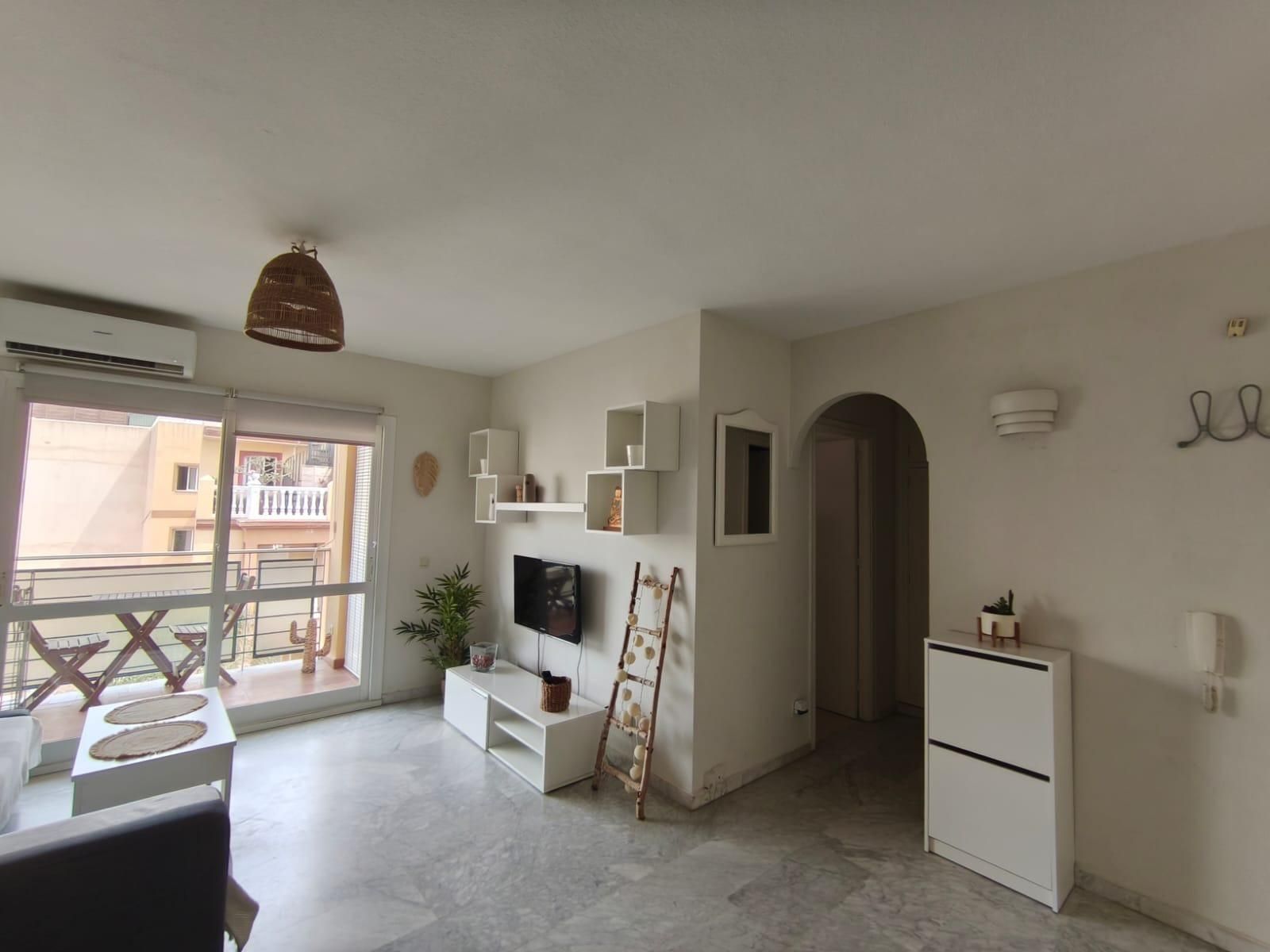 Living room of Flat to rent in Rincón de la Victoria  with Balcony