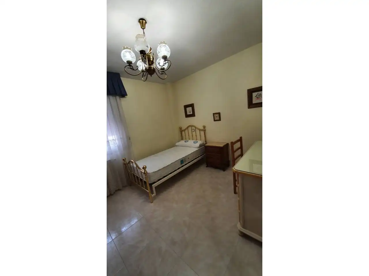 Schlafzimmer von Wohnung zur Miete in Fuenlabrada mit Heizung und Möbliert