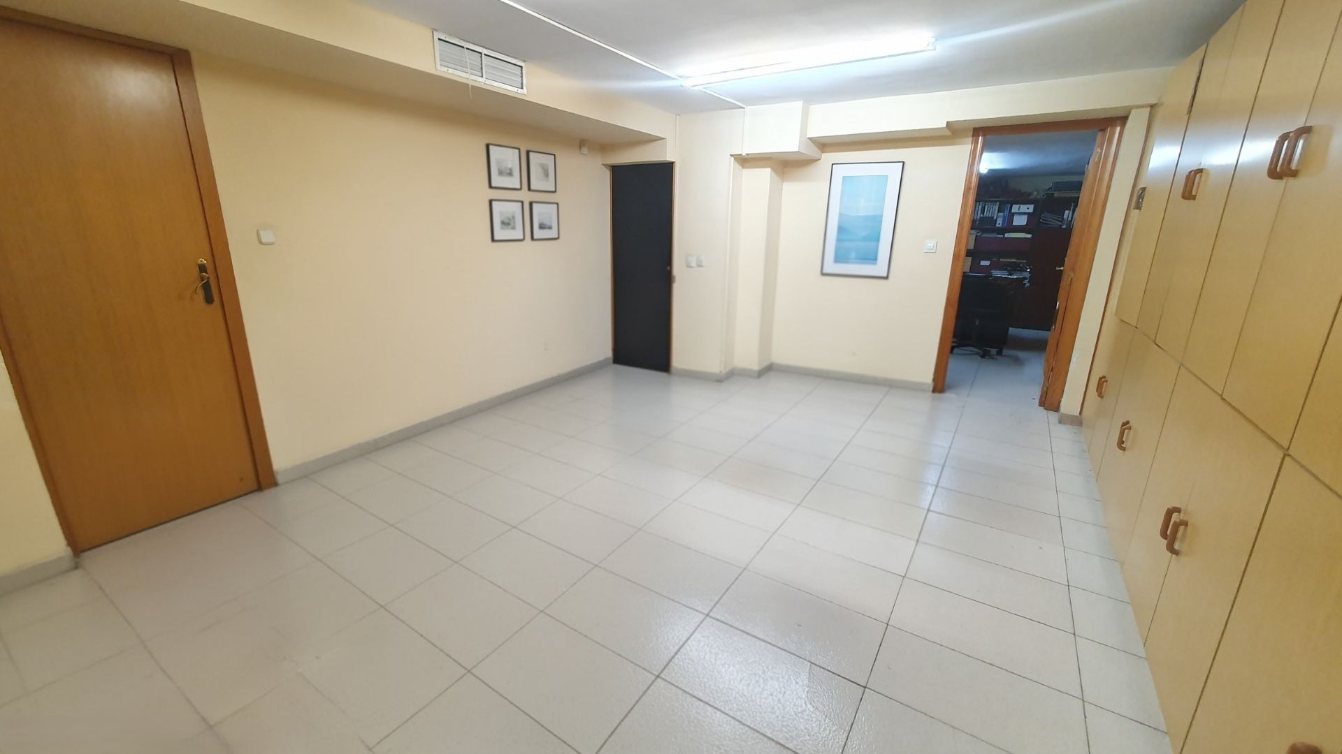 Local en venda en  Valencia Capital amb Aire condicionat