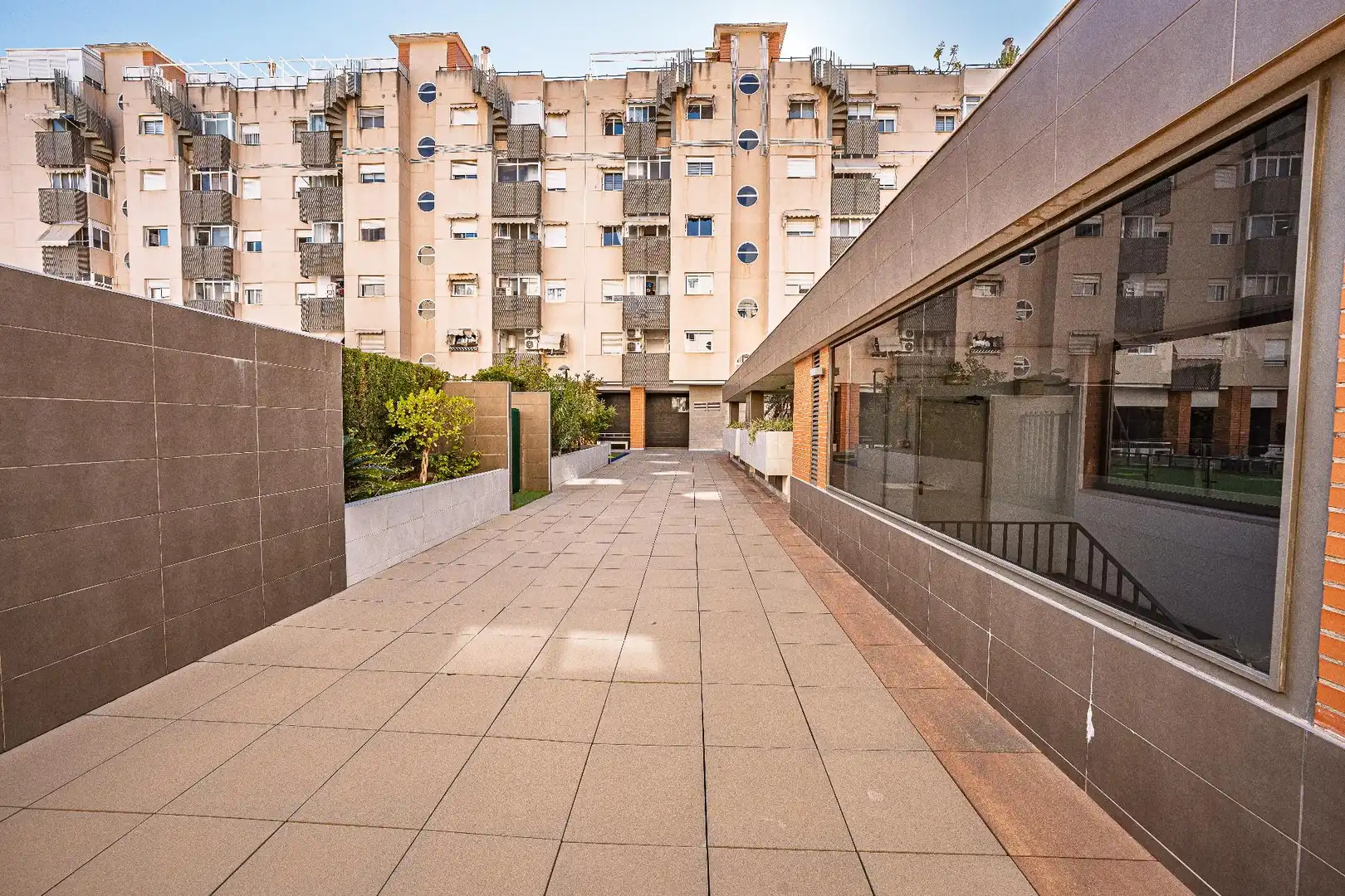 Vista exterior de Ático en venta en Alicante / Alacant con Calefacción, Jardín privado y Terraza