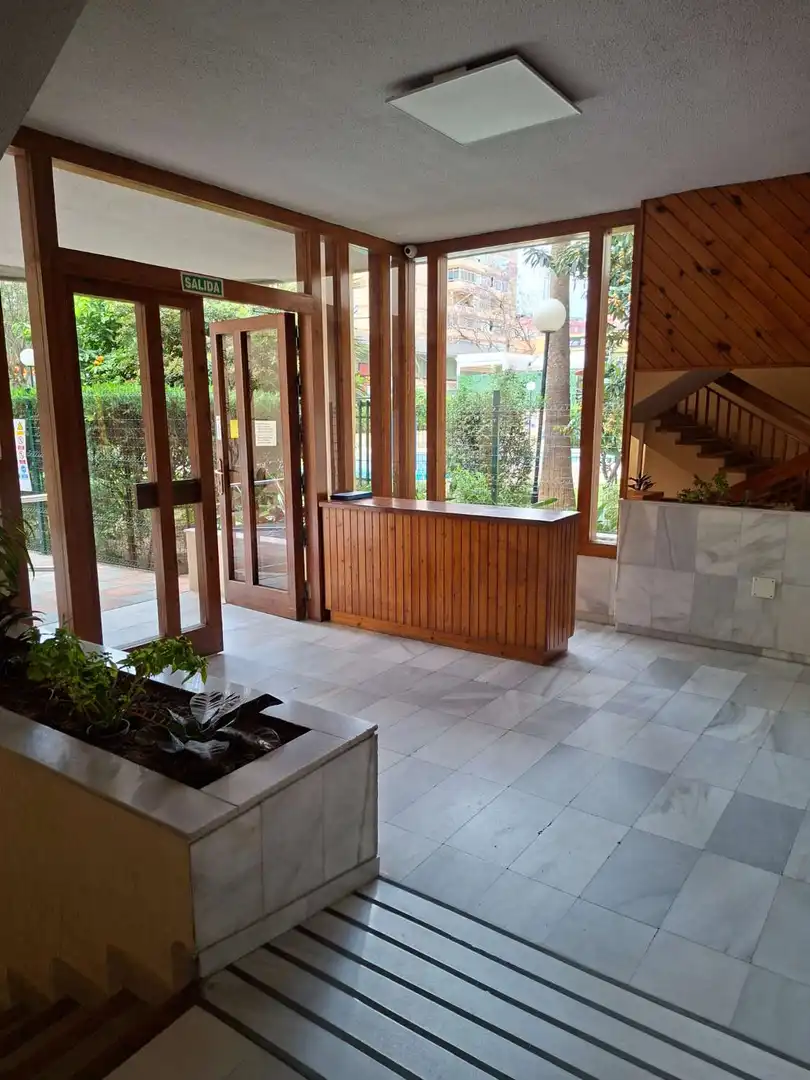 Flat for rent in Fuengirola  with Air Conditioner, Terrace and Swimming Pool