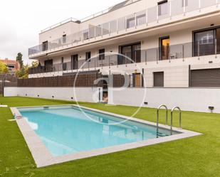 Piscina de Pis de lloguer en Sant Cugat del Vallès amb Aire condicionat, Calefacció i Jardí privat
