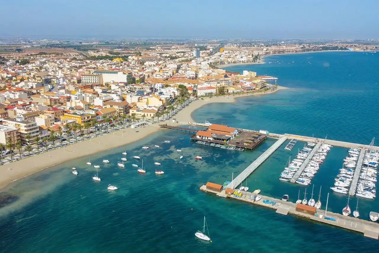 Apartament en venda en Los Alcázares amb Piscina i Moblat