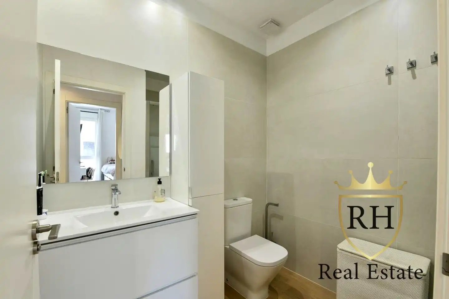 Bathroom of Flat for sale in Marratxí  with Air Conditioner, Heating and Terrace