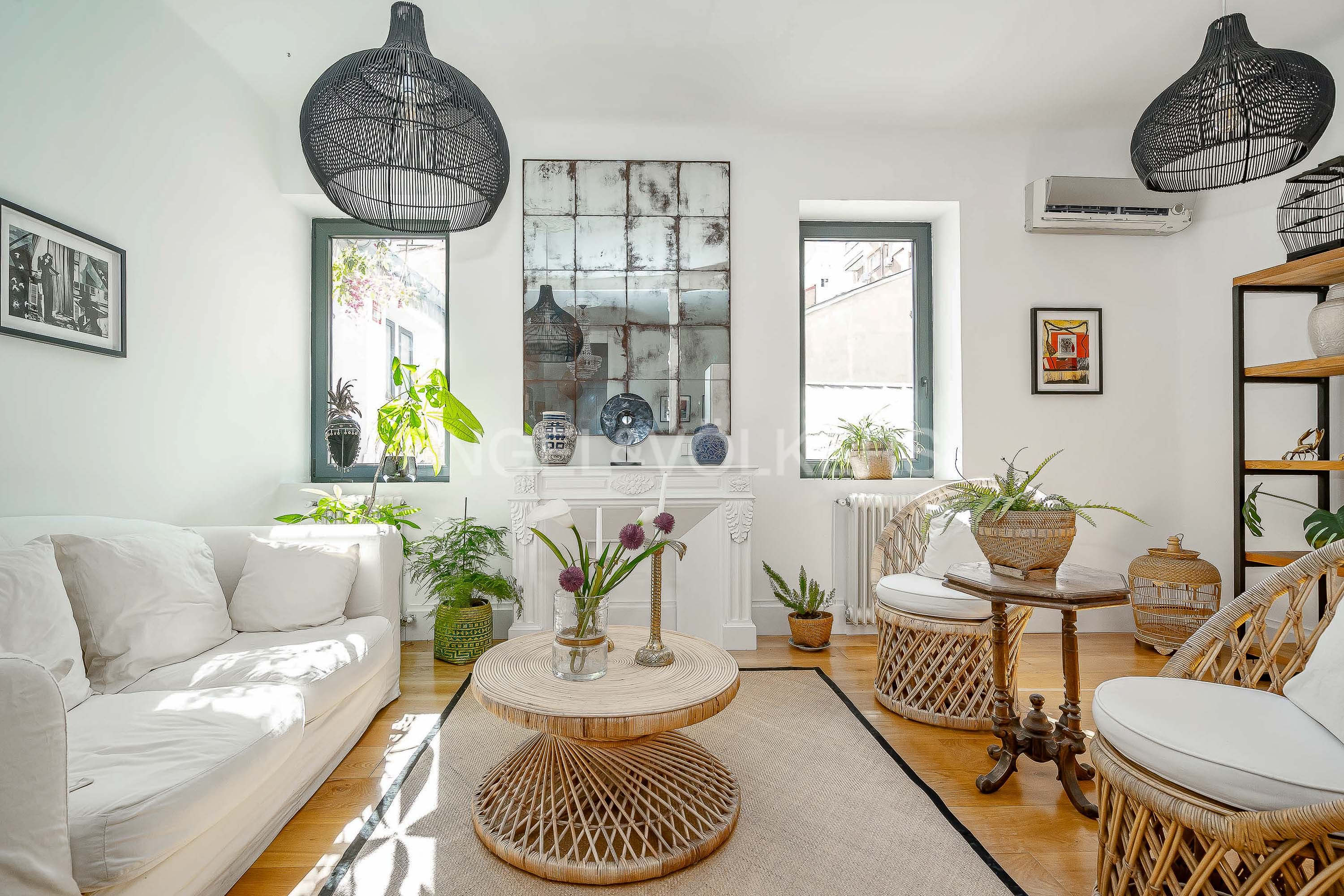 Living room of Apartment to rent in  Madrid Capital  with Air Conditioner, Heating and Furnished