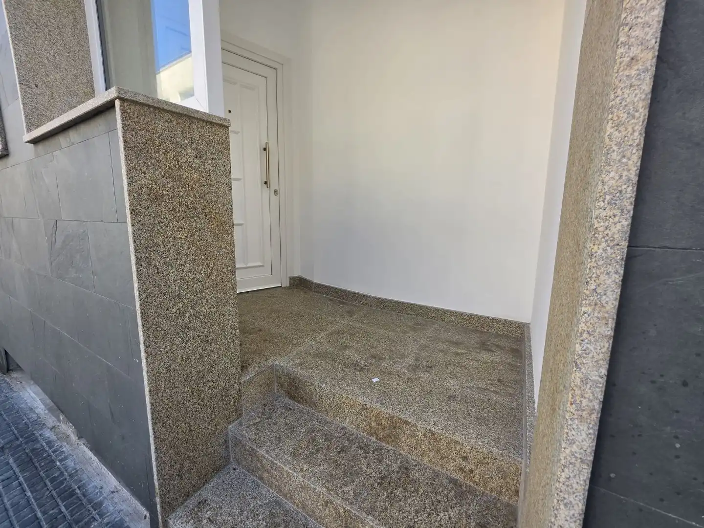 Flat for rent in A Coruña Capital   with Furnished