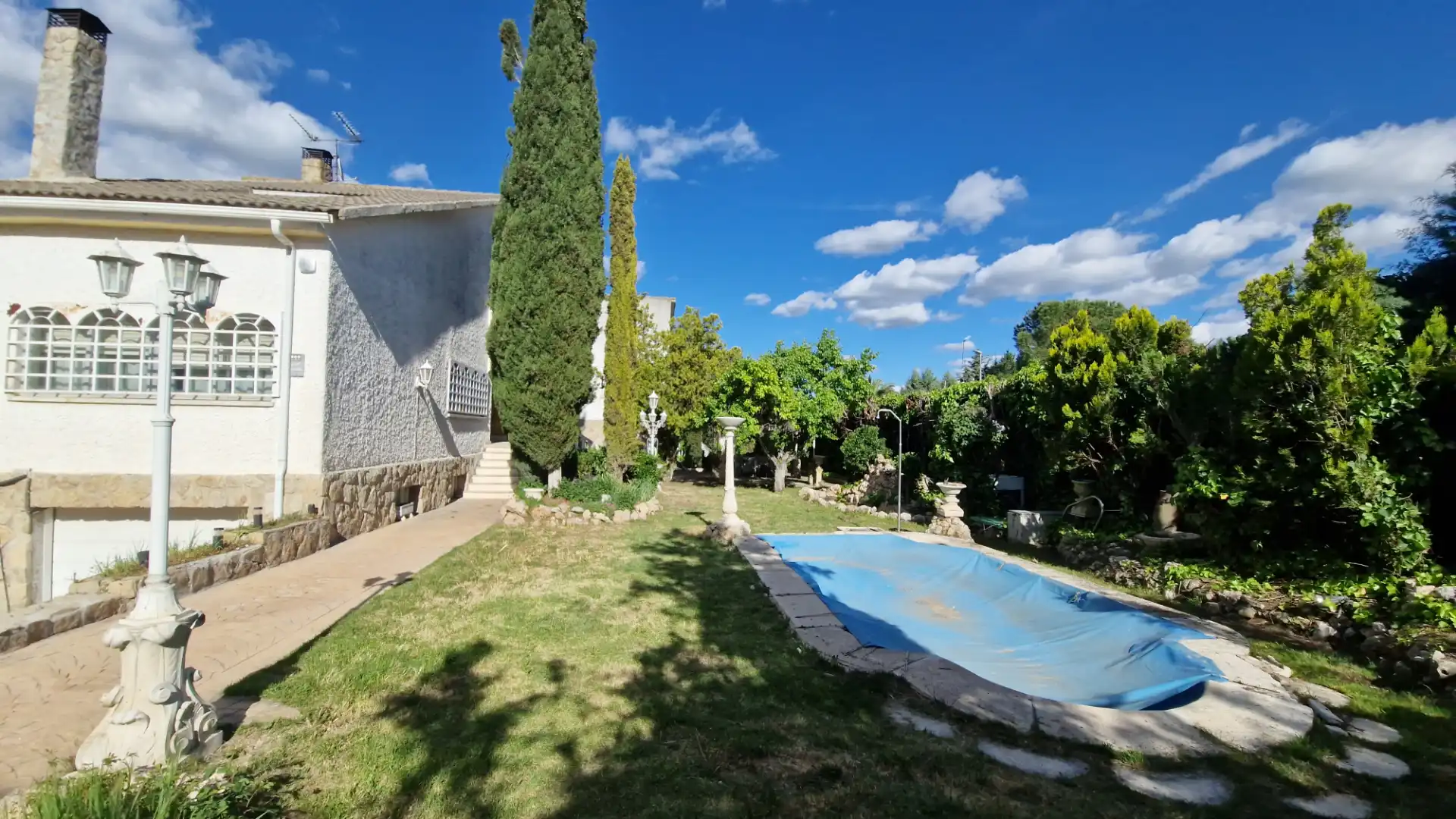 Piscina de Casa o chalet en venta en Villalbilla con Aire acondicionado, Calefacción y Jardín privado