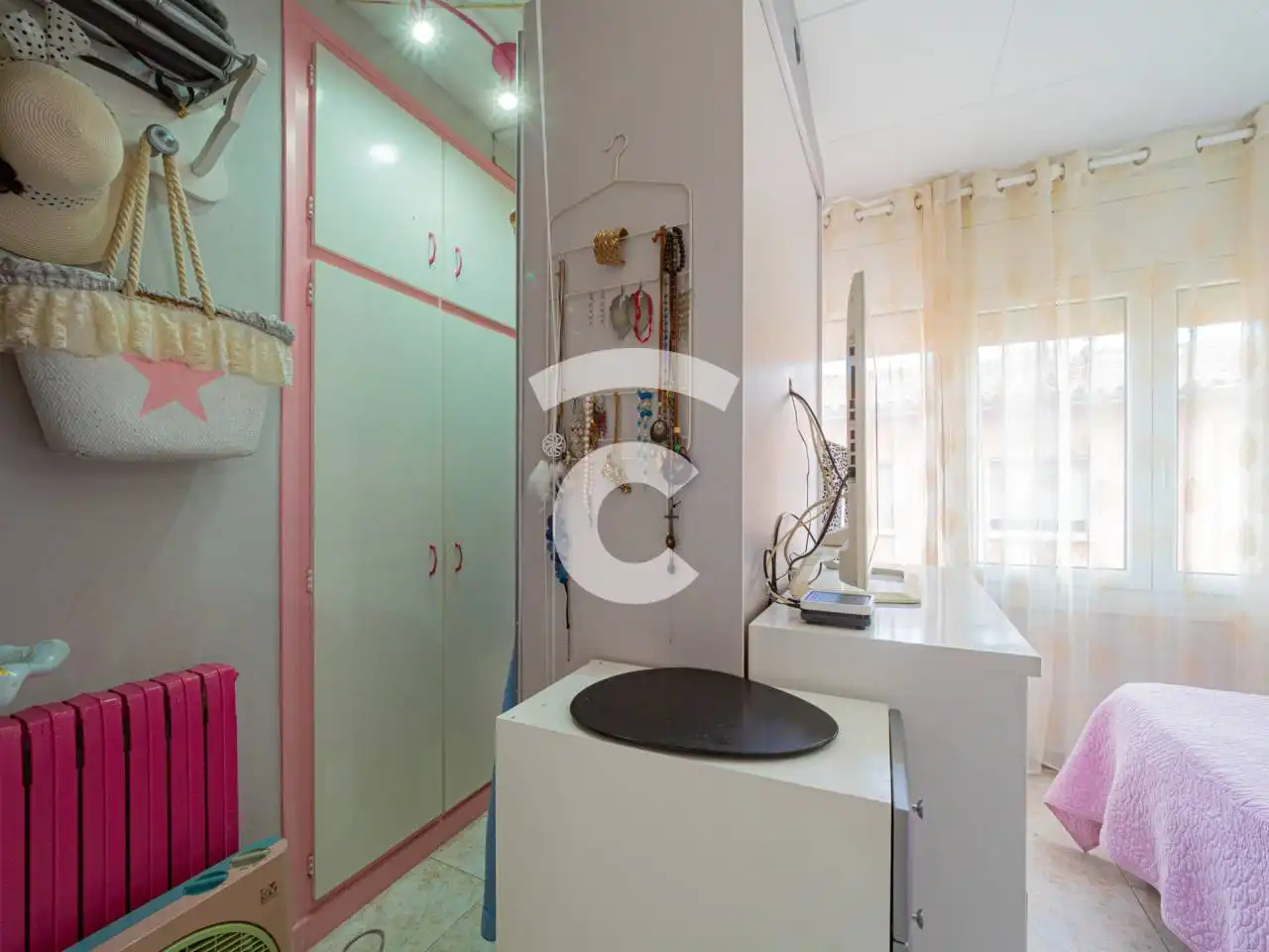 Habitación de Casa adosada en venta en Roda de Ter con Calefacción y Terraza