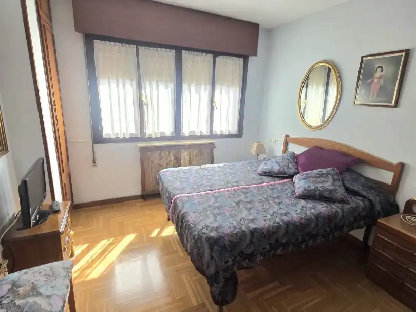 Schlafzimmer von Wohnung zum Verkauf in Gijón  mit Terrasse
