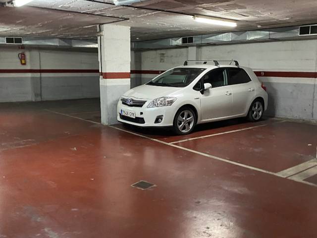 Garaje en Alquiler en Carrer de Fra Juníper Serra, 1 en Son Armadans