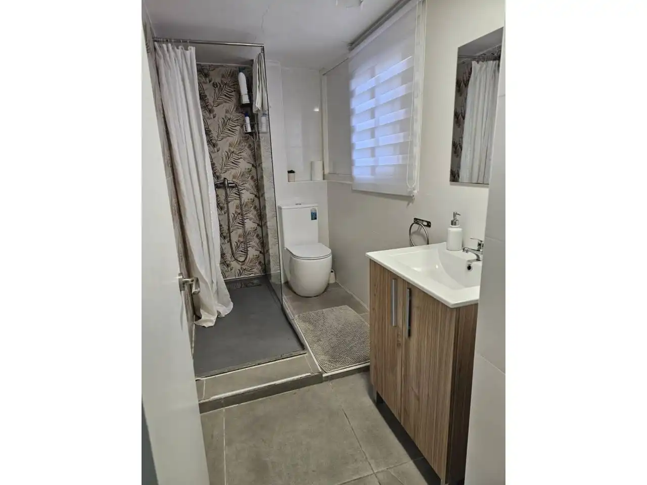 Bathroom of Flat for sale in Alicante / Alacant  with Air Conditioner and Furnished