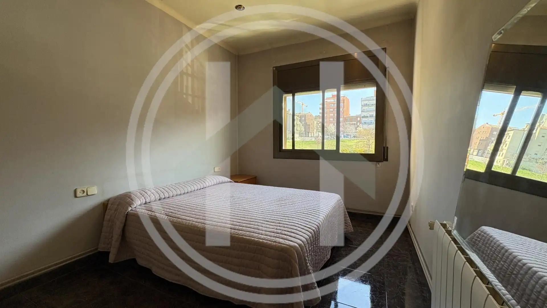 Schlafzimmer von Wohnung zum Verkauf in Granollers mit Klimaanlage, Heizung und Balkon