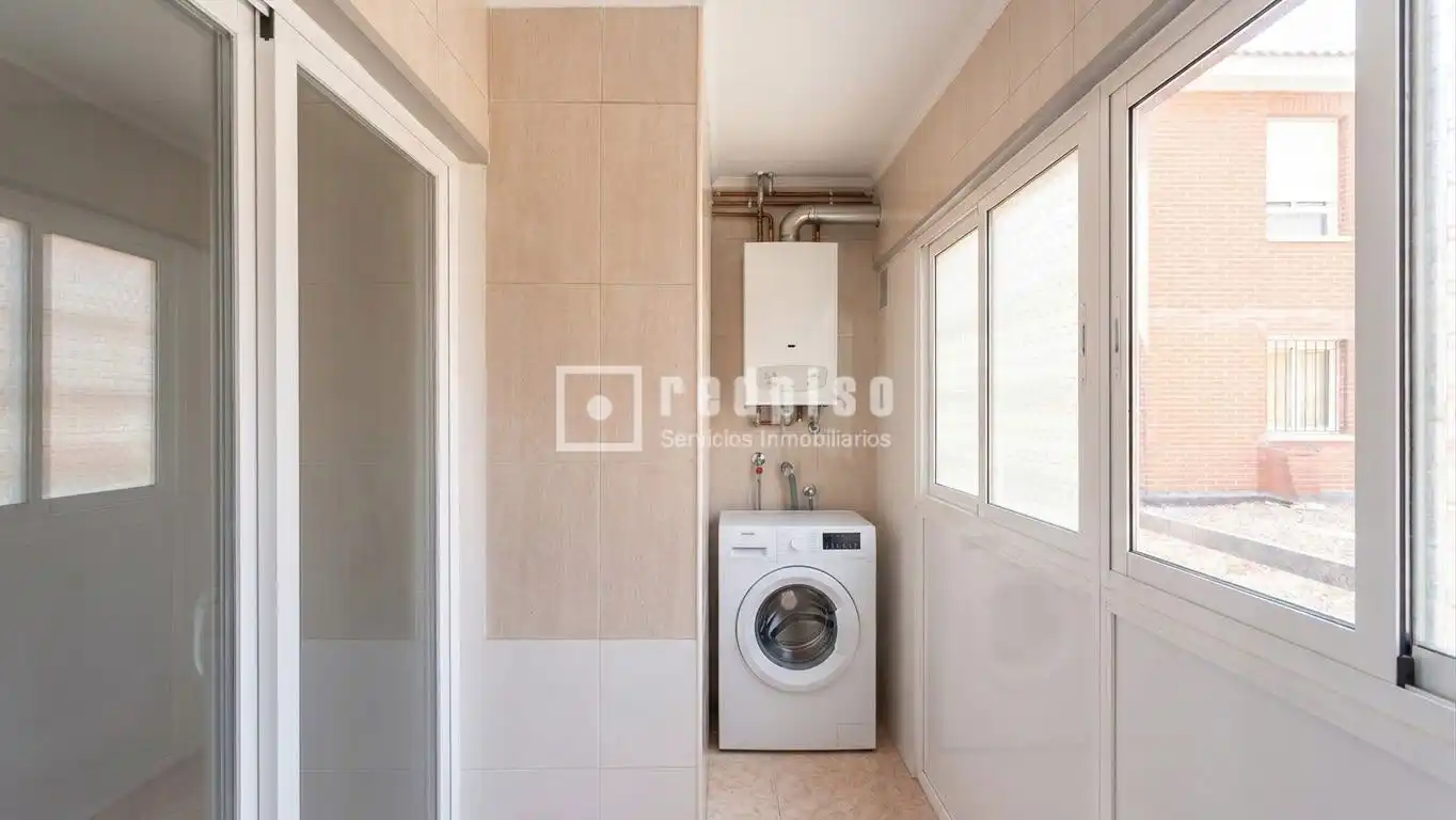 Habitación de Piso en venta en Pinto con Calefacción y Terraza