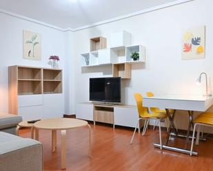 Living room of Apartment to share in  Madrid Capital  with Air Conditioner and Terrace