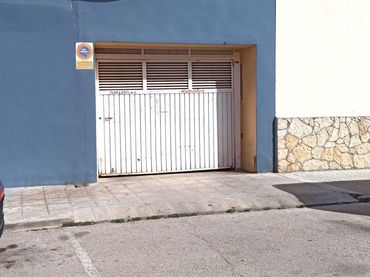 Aparcament en venda a Calle de Villajoyosa 8