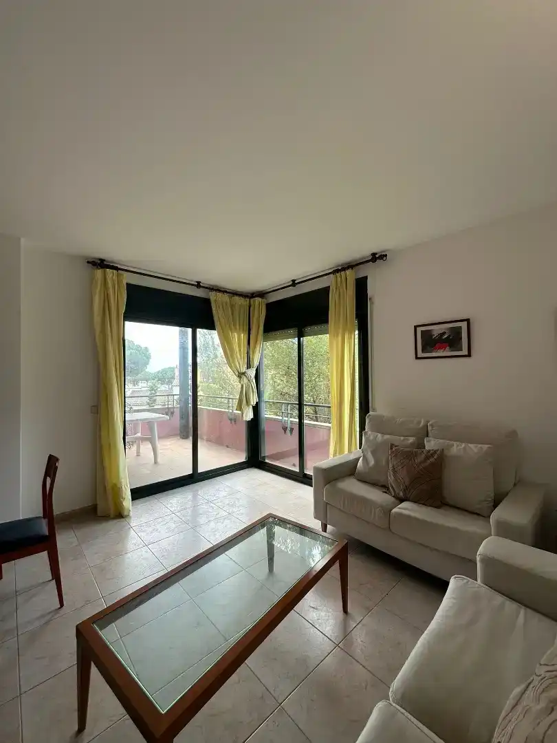 Wohnzimmer von Wohnung zur Miete in Palafrugell