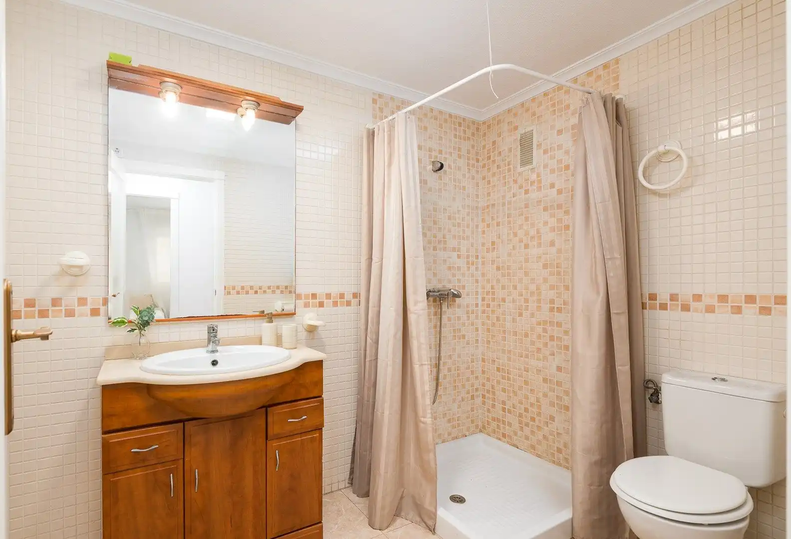 Apartamento con piscina en venta en N/A, imagen 23