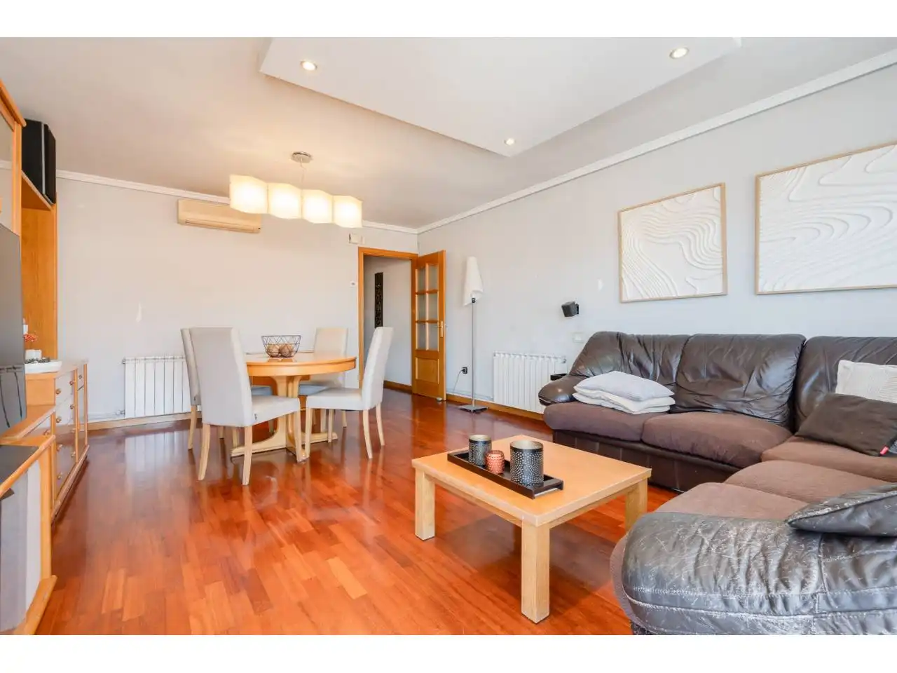 Living room of Flat for sale in Terrassa  with Air Conditioner, Heating and Terrace