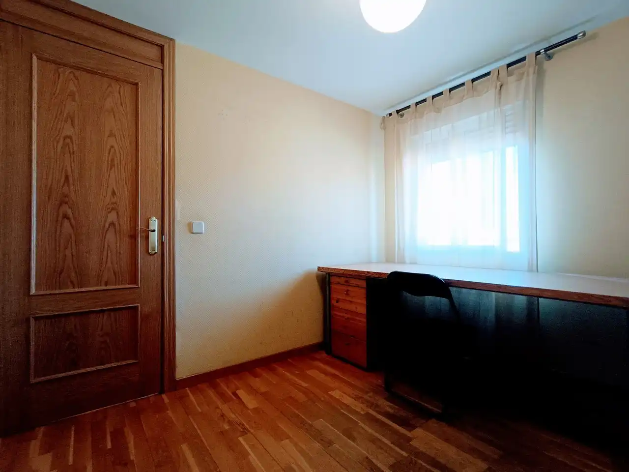 Habitación de Piso de alquiler en Madrid con Aire acondicionado, Calefacción y Amueblado