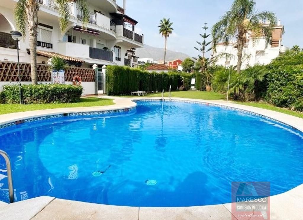 Piscina de Apartament en venda en Mijas amb Aire condicionat, Terrassa i Traster