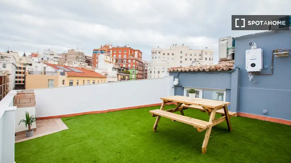Piso con terraza en alquiler en Ciutat Vella, imagen 11