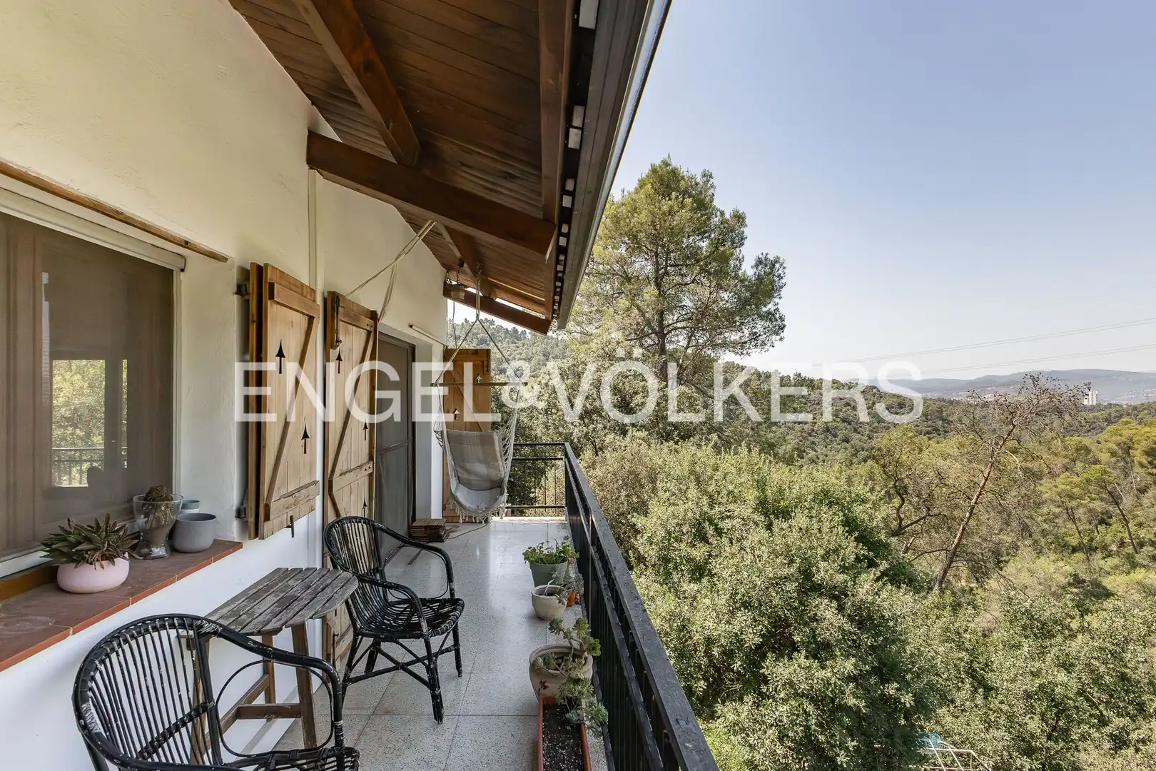 Terrassa de Casa o xalet en venda en Molins de Rei amb Aire condicionat, Calefacció i Jardí privat