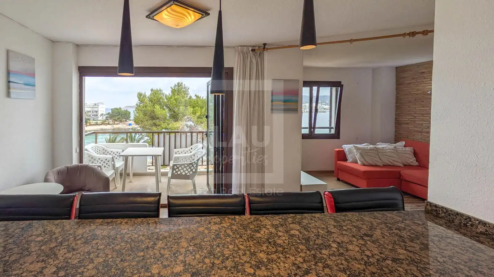 Wohnzimmer von Dachboden zum Verkauf in Sant Josep de sa Talaia mit Klimaanlage, Terrasse und Schwimmbad
