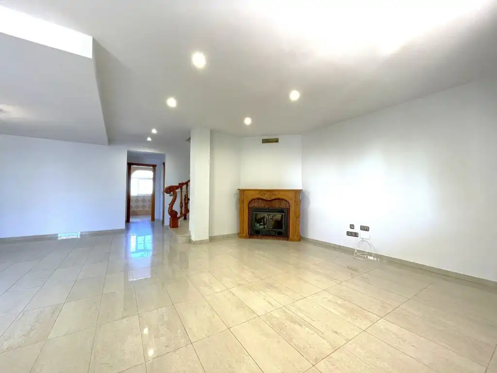 Haus oder Chalet zur Miete in Carrer Vicent Fuentes, Heliópolis