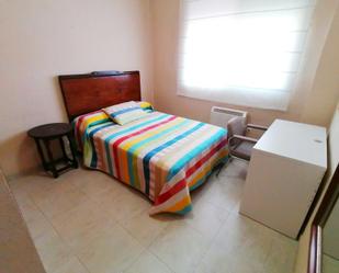 Bedroom of Flat to rent in Cáceres Capital  with Air Conditioner and Terrace