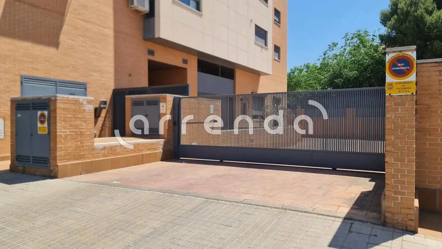 Parking de Piso de alquiler en Valdemoro con Terraza