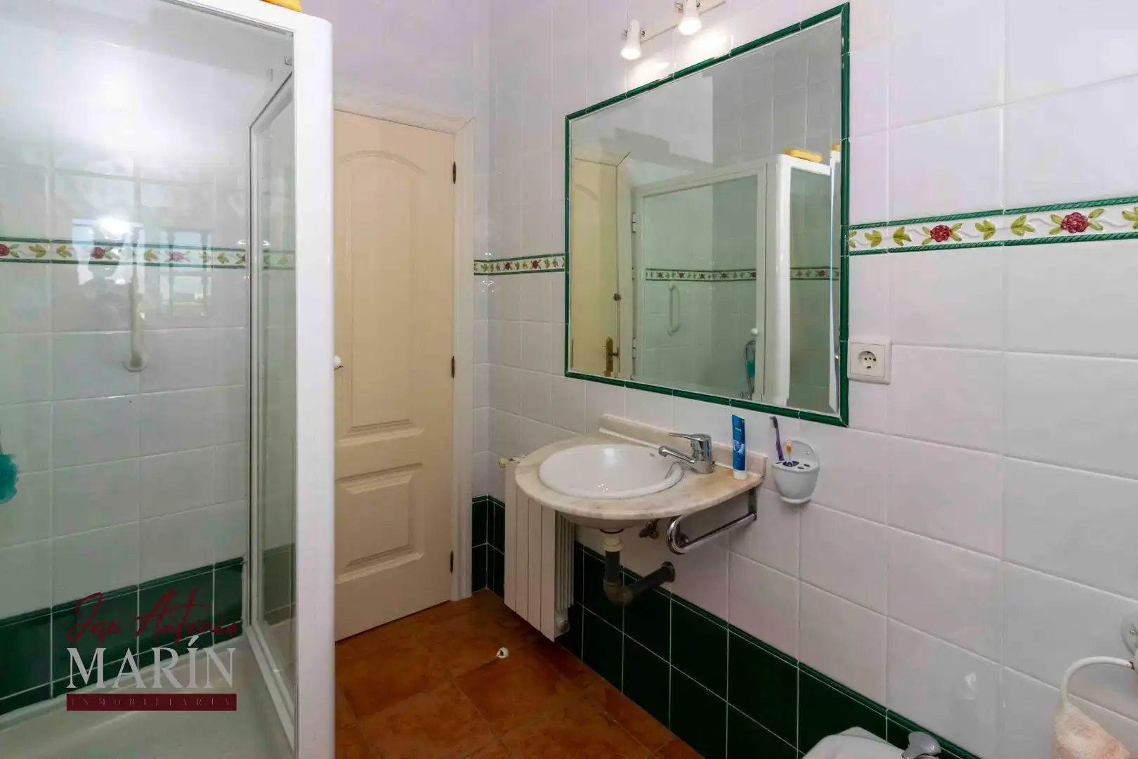 Baño de Casa o chalet en venta en Badajoz con Aire acondicionado, Calefacción y Jardín privado